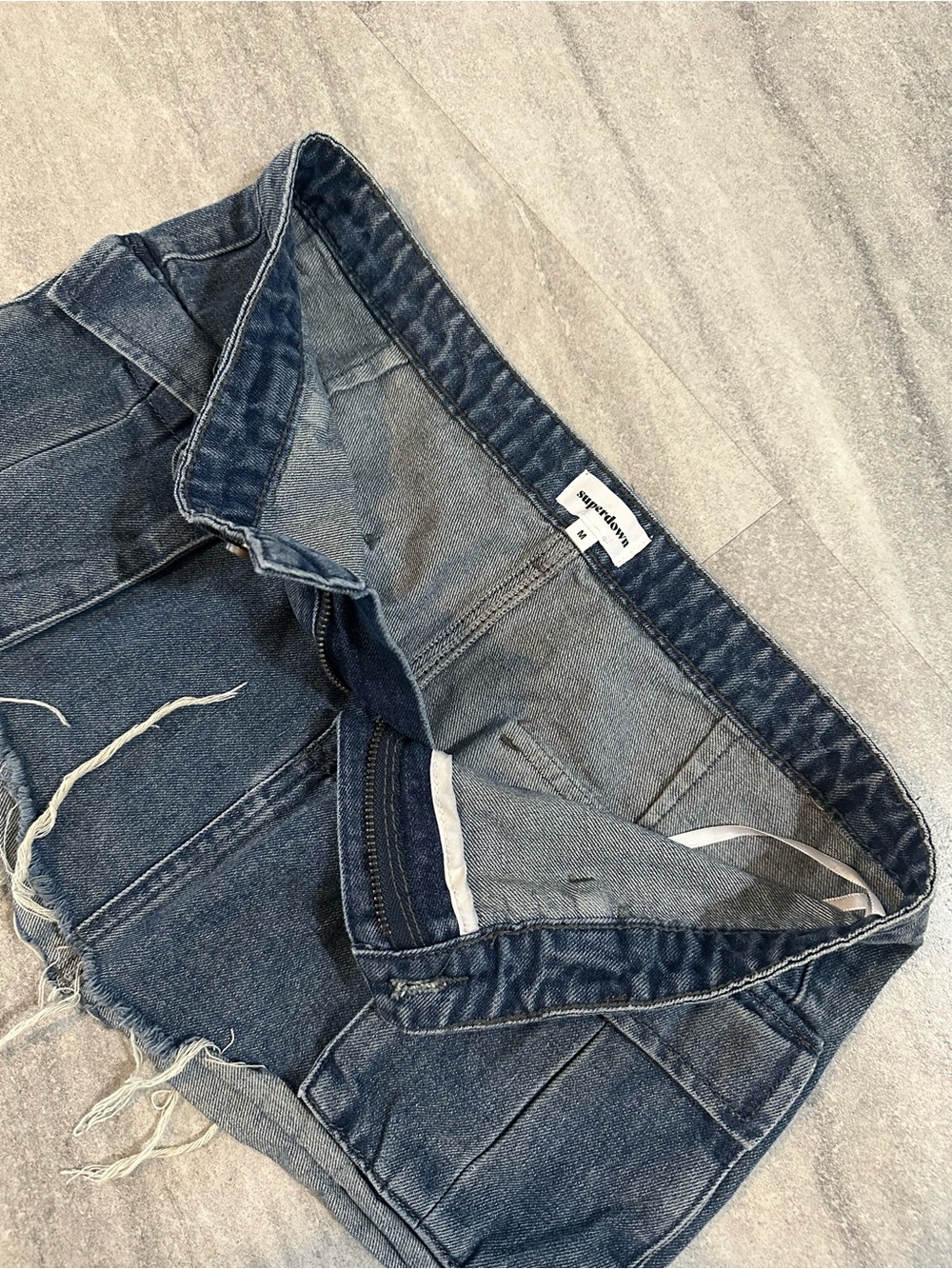 Revolve Superdown denim cargo Mini Skirt M - Picture 5 of 5